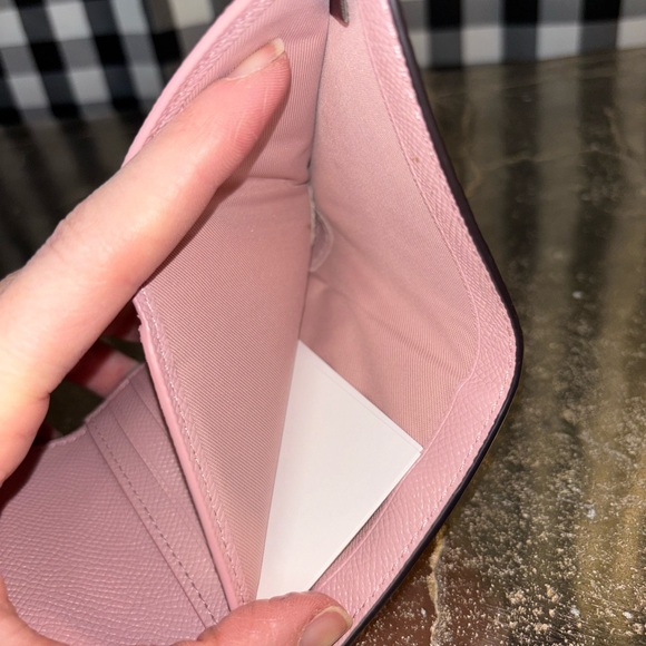 Coach Small Trifold Pink Crossgrain Leather Wallet 2019 NWOT - Picture 5 of 6